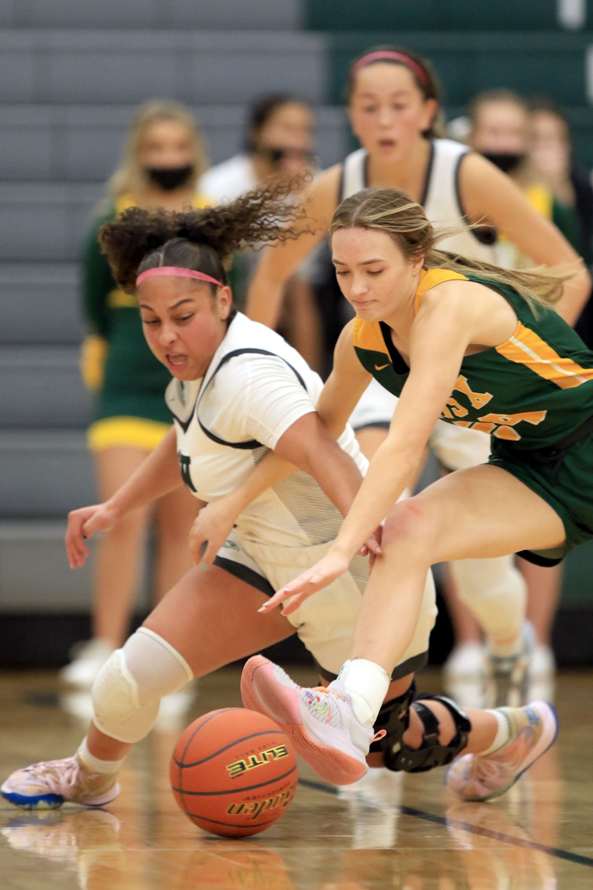 Lincoln Pius X at Lincoln Southwest girls, 1.7